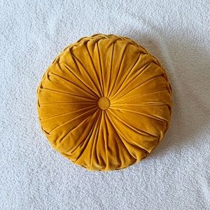 urban outfitters round pintuck throw pillow